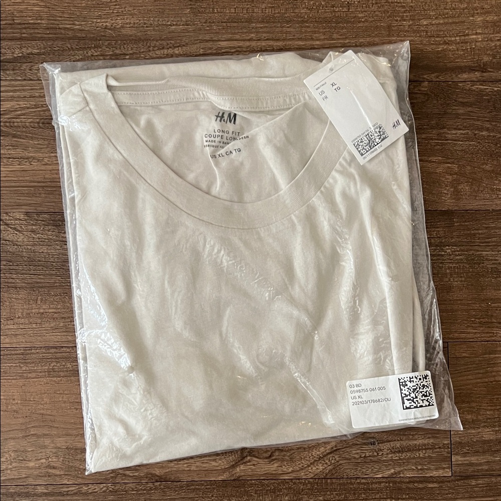H&M Cream Crew Neck Long Fit T-Shirt